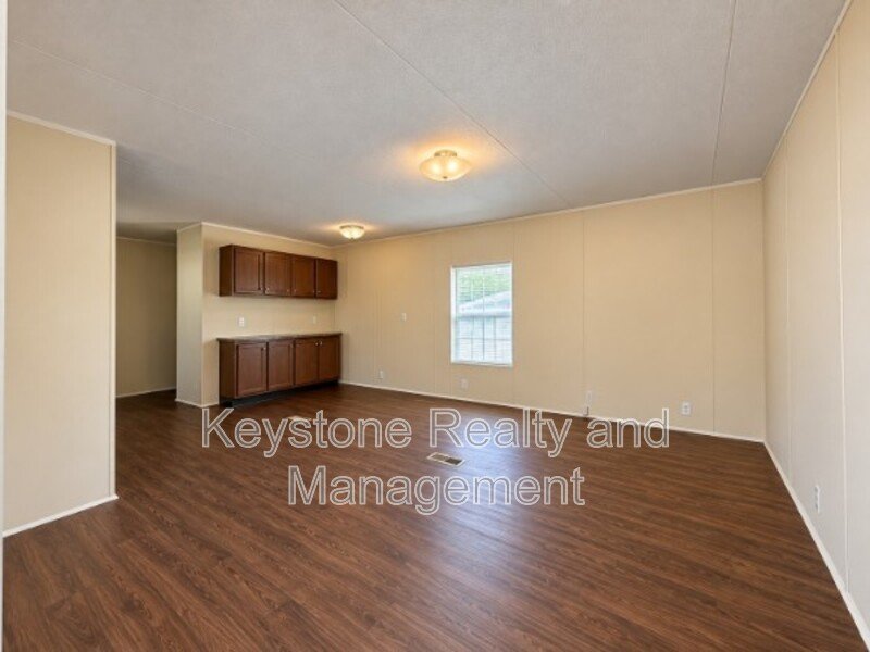910 Gabby Lane property image