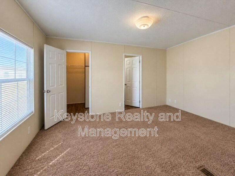 910 Gabby Lane property image