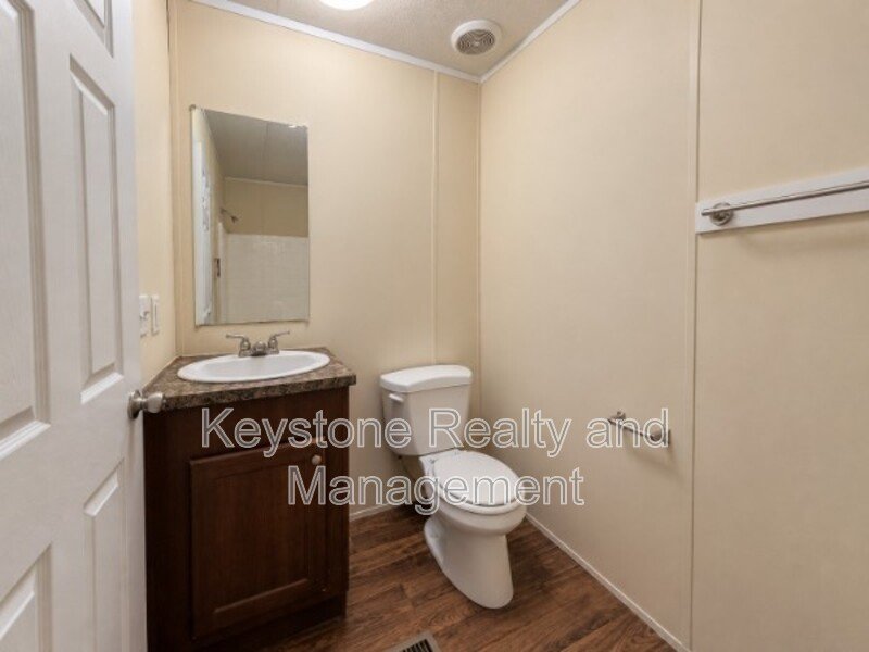910 Gabby Lane property image