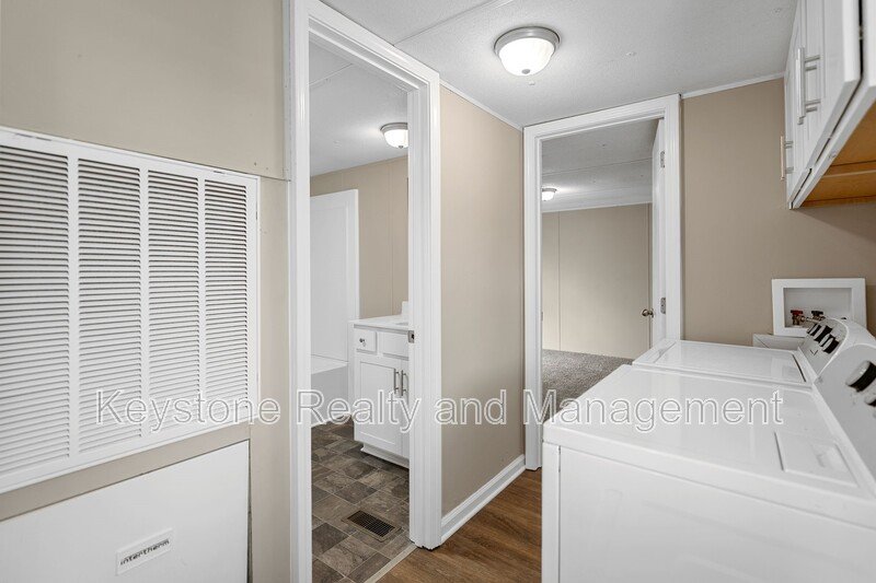 2740 Ann Drive Unit B property image