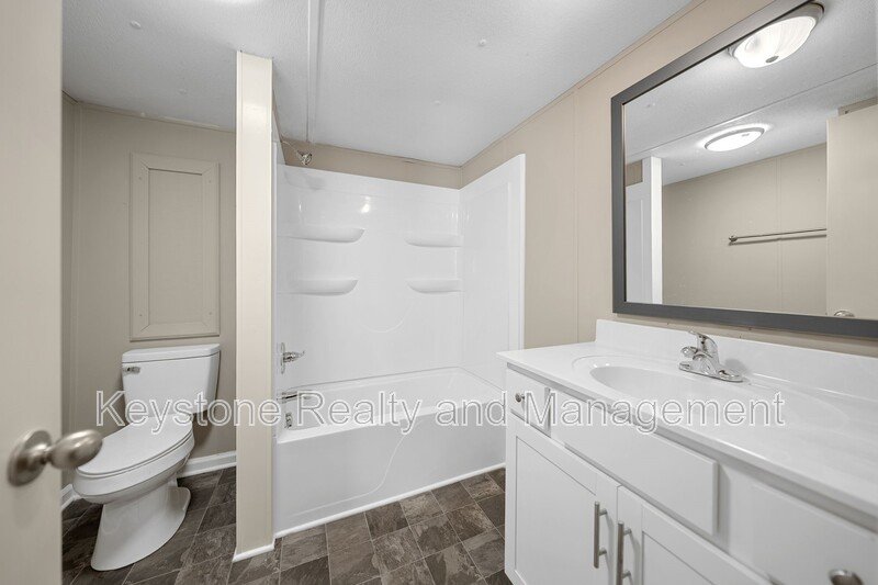 2740 Ann Drive Unit B property image