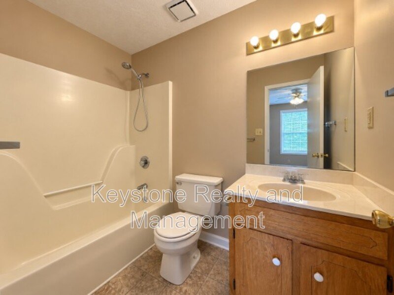 665 Artic Avenue property image
