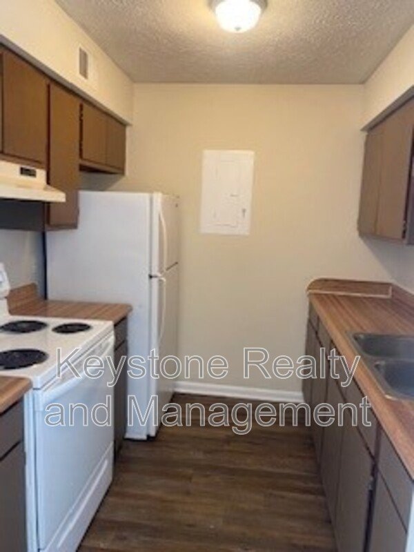 225 Clara Drive Unit 4E property image