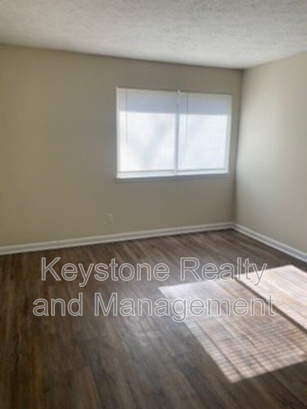 225 Clara Drive Unit 4E property image