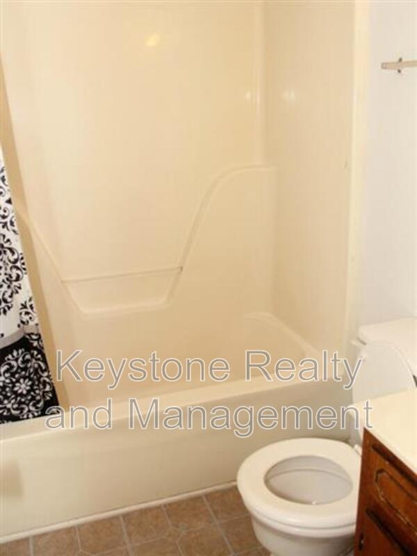 1375 Thompsonville Ln Unit 1A property image