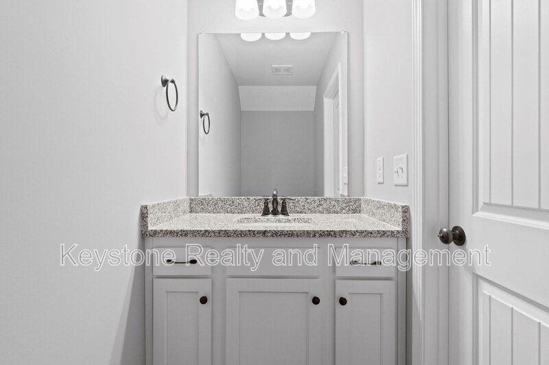 580 Heritage Pointe Drive Unit 105 property image