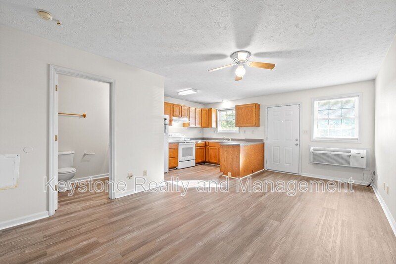 280 Thompsonville Lane Unit C property image