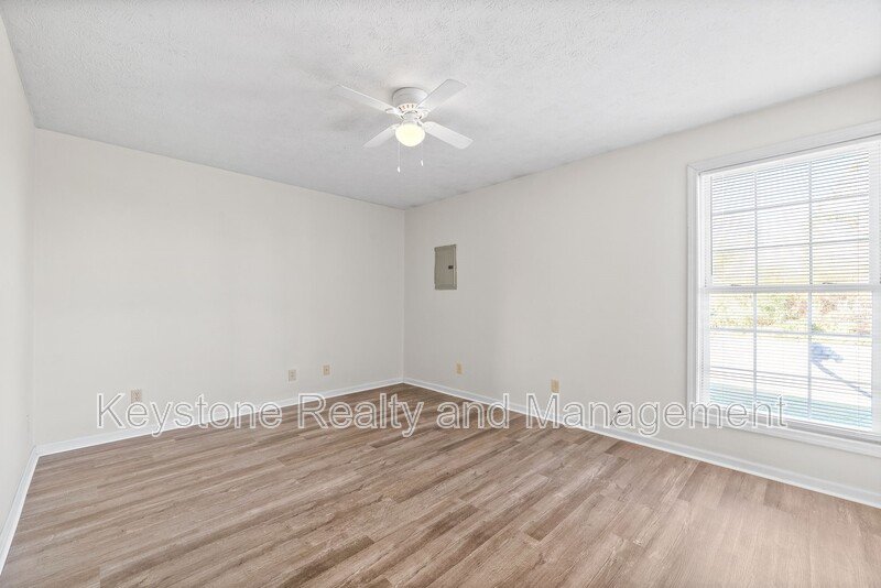 280 Thompsonville Lane Unit C property image