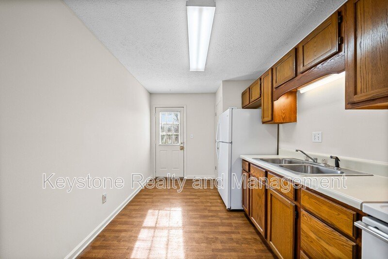 2604 Kenwood Drive property image