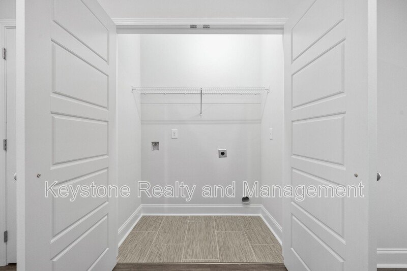 760 Tracy Lane Unit B-102 property image