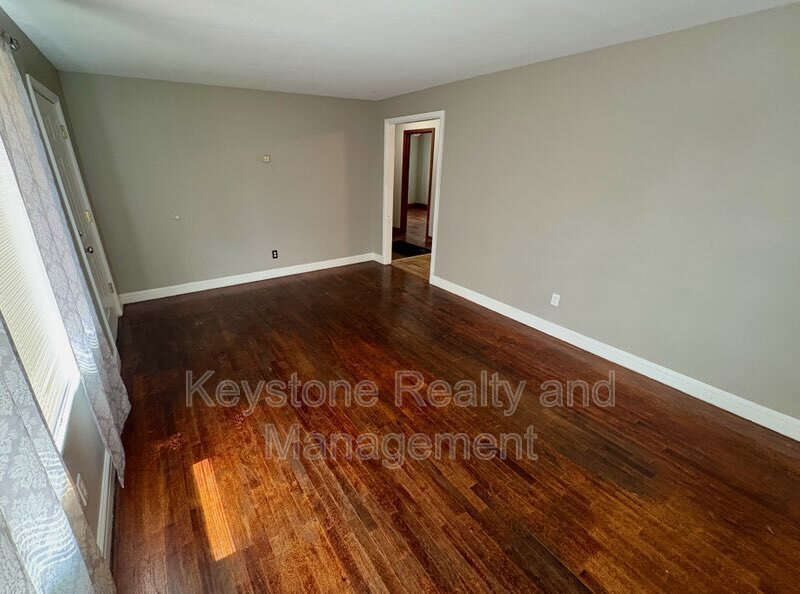 624 Vass Lane property image