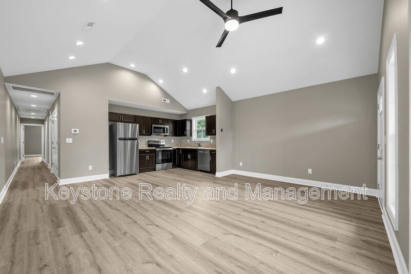 115 Holley Unit B property image