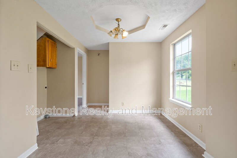 2080 Carneal Lane property image