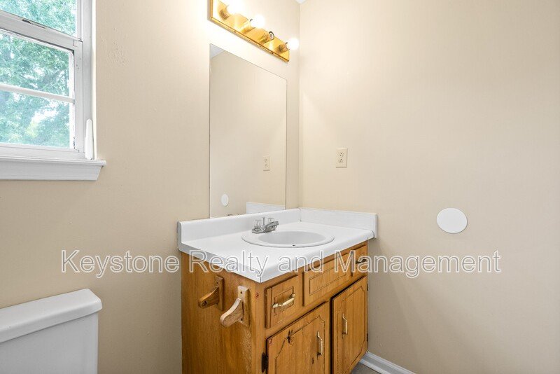 2080 Carneal Lane property image