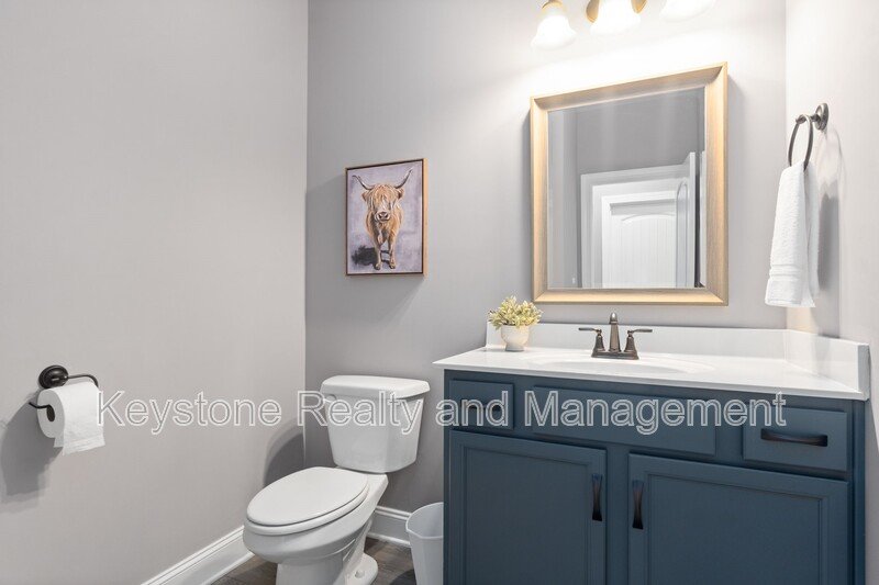 138 Center Pointe Drive Unit 2 property image