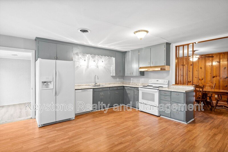 1319 Fort Campbell Blvd property image