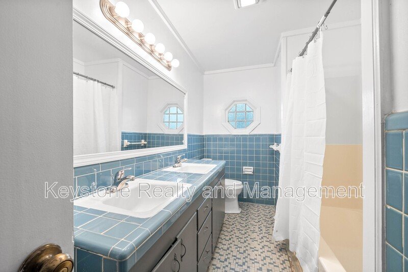 1319 Fort Campbell Blvd property image