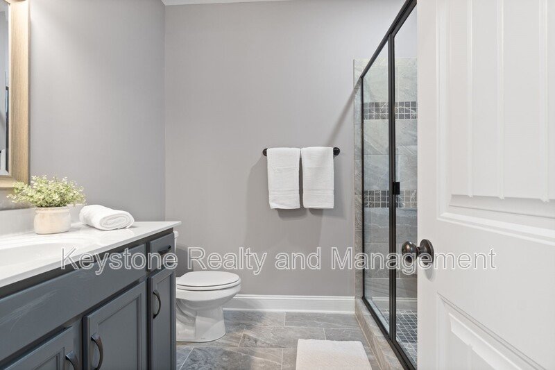 138 Center Pointe Drive Unit 2 property image