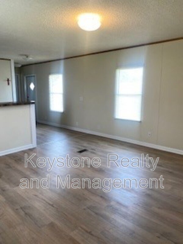 721 Trevor Lane property image