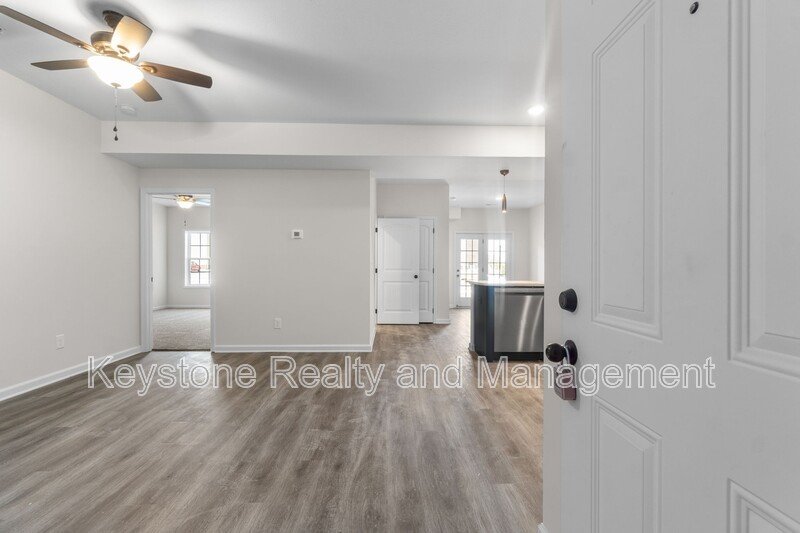 229 E. Johnson Circle Unit B-109 property image