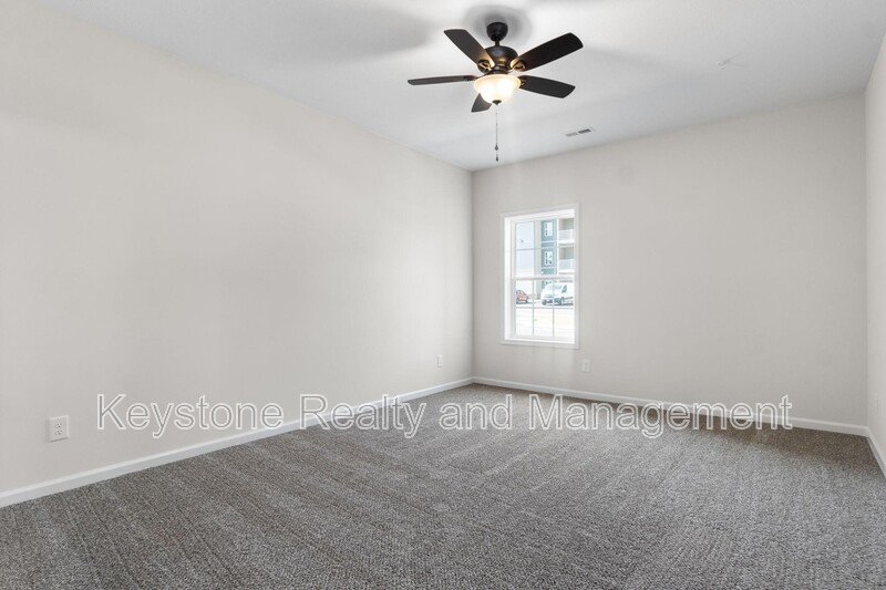 229 E. Johnson Circle Unit B-109 property image