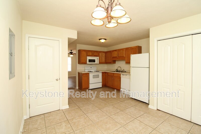 2300 Raleigh Court Unit 3 property image