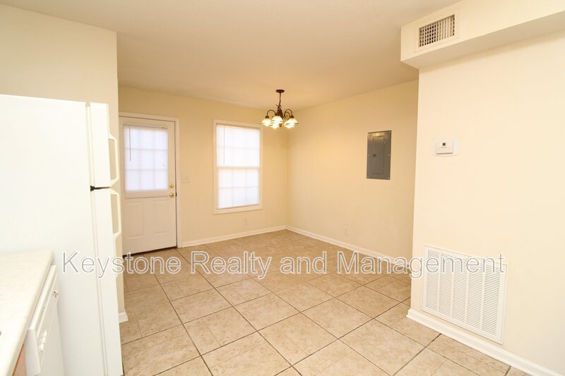 2300 Raleigh Court Unit 3 property image
