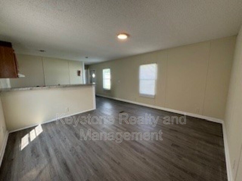 815 Monroe Lane property image