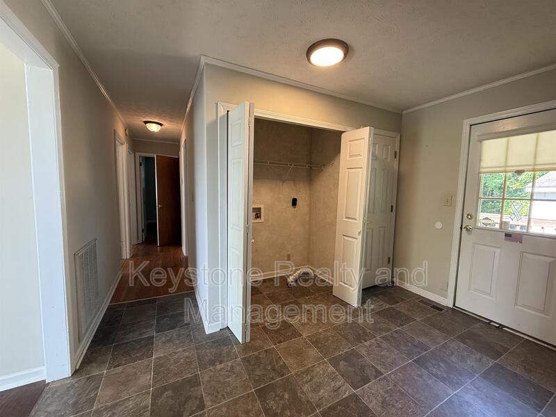 1511 Cavern Court property image
