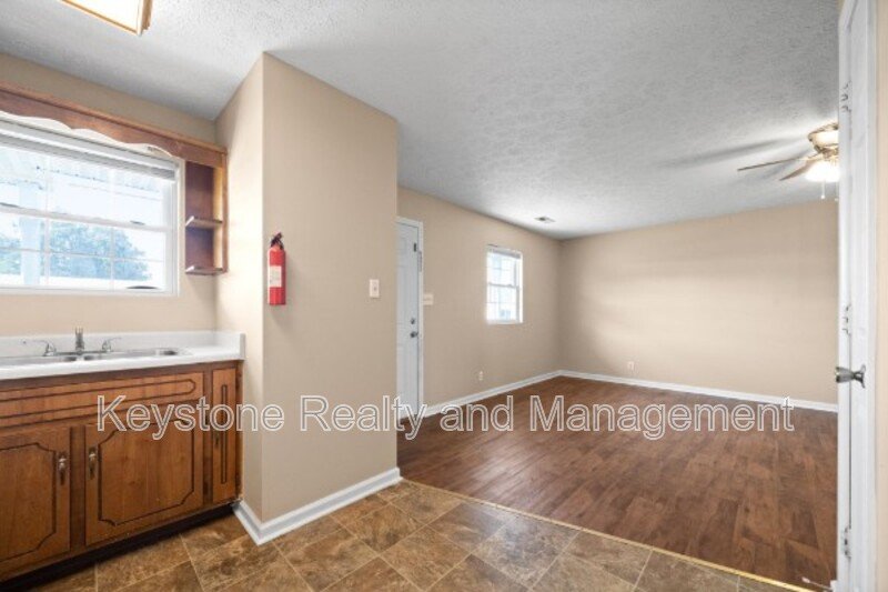 308 Thompsonville Lane Unit 806 property image