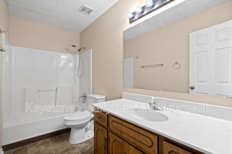 308 Thompsonville Lane Unit 806 property image