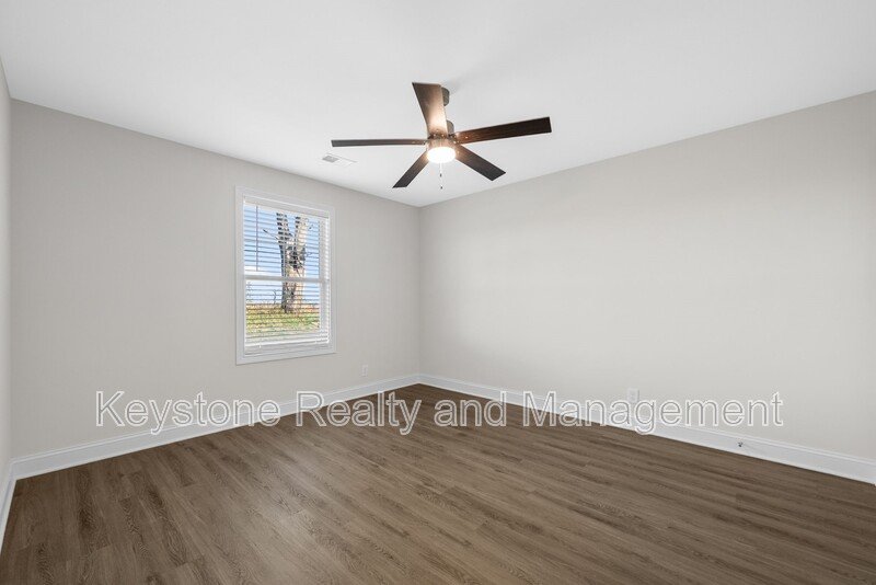 105 Mace Lane Unit B property image