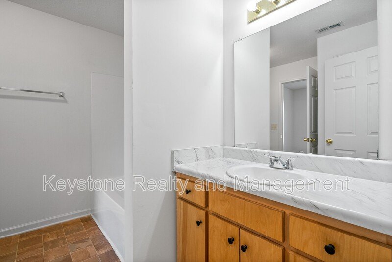 512 Peachers Ridge Road Unit 2B property image