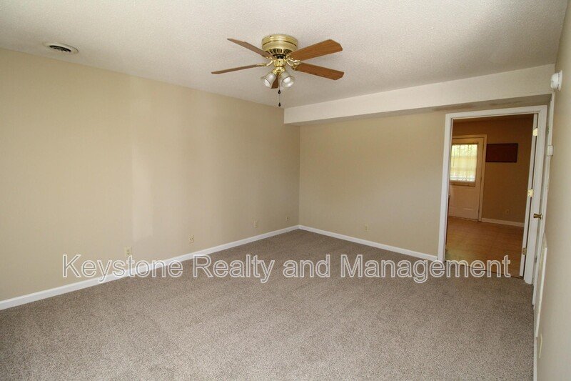 3272 Tower Drive property image