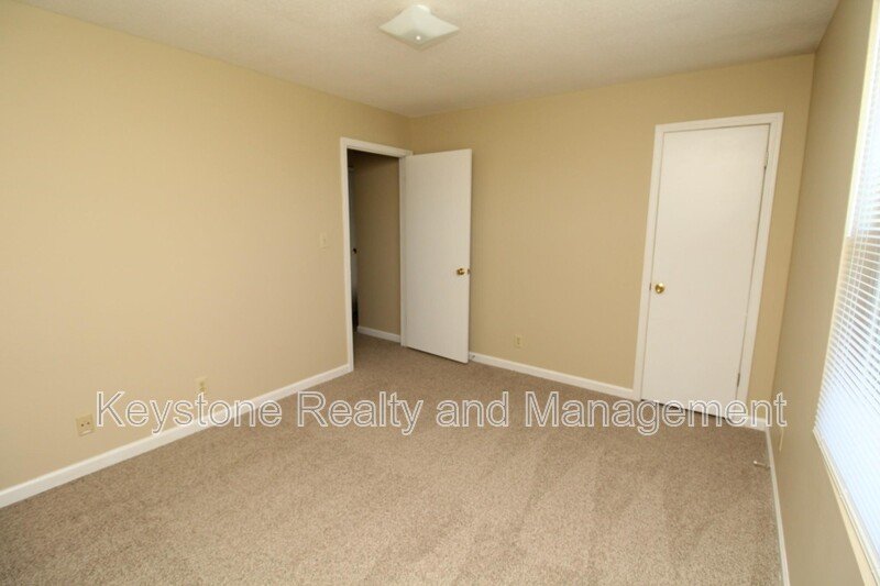 3272 Tower Drive property image