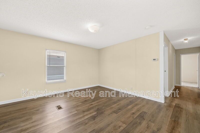 918 Gabby Lane property image