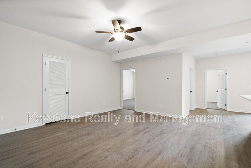 229 E. Johnson Circle Unit B-208 property image