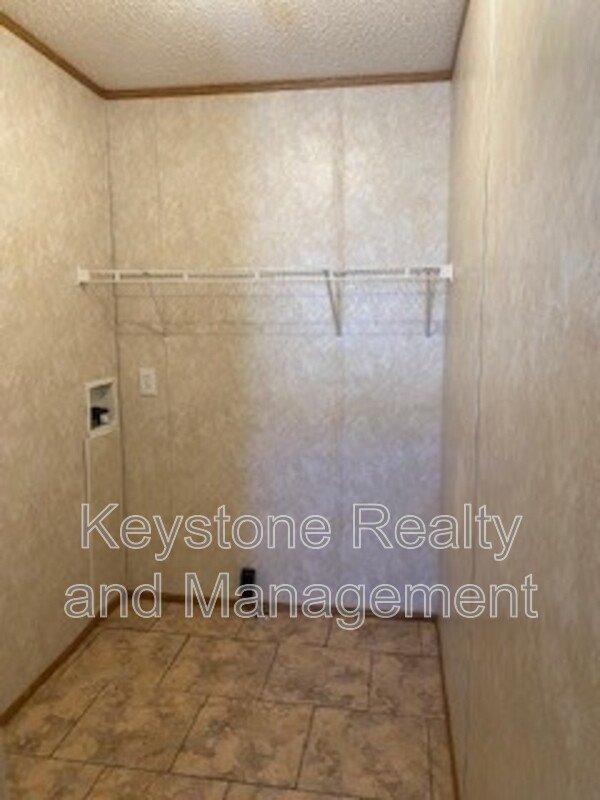 703 Trevor Lane property image