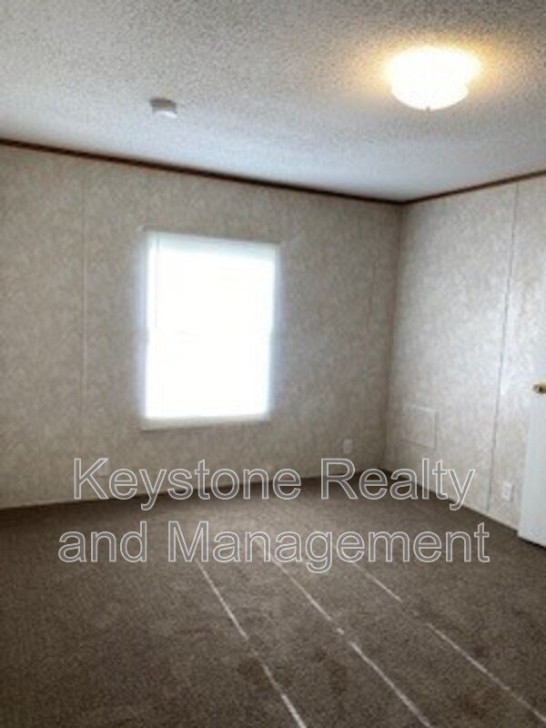 703 Trevor Lane property image