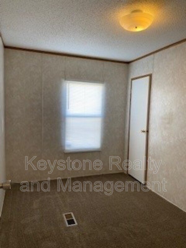 703 Trevor Lane property image