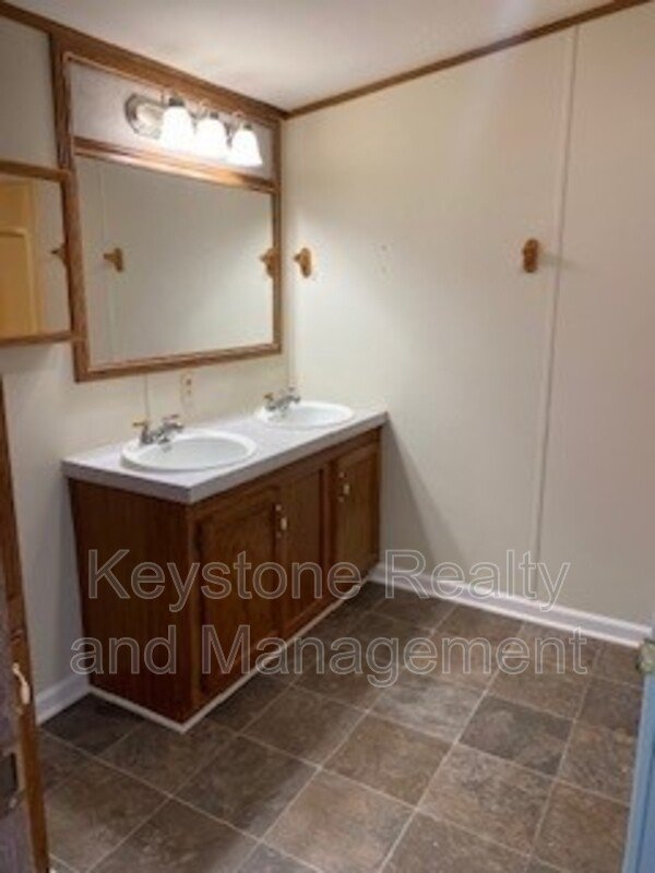 230 Alabama Avenue property image