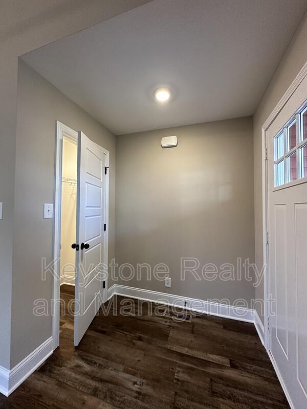 1256 Cardinal Creek Drive property image