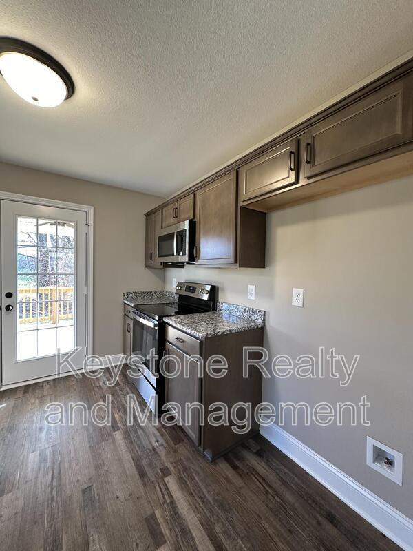 1256 Cardinal Creek Drive property image