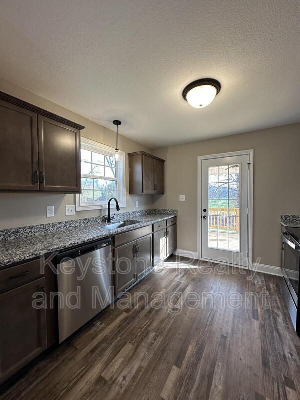1256 Cardinal Creek Drive property image