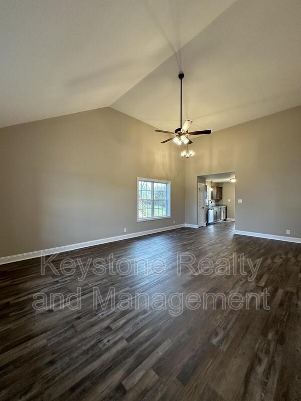 1256 Cardinal Creek Drive property image