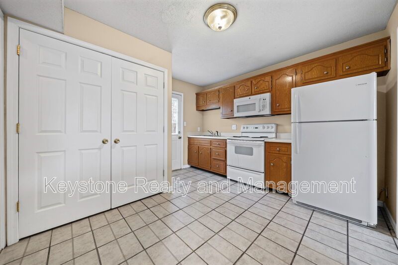 3285 Tower Drive property image