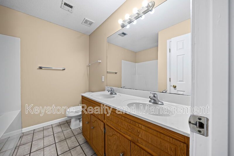 3285 Tower Drive property image