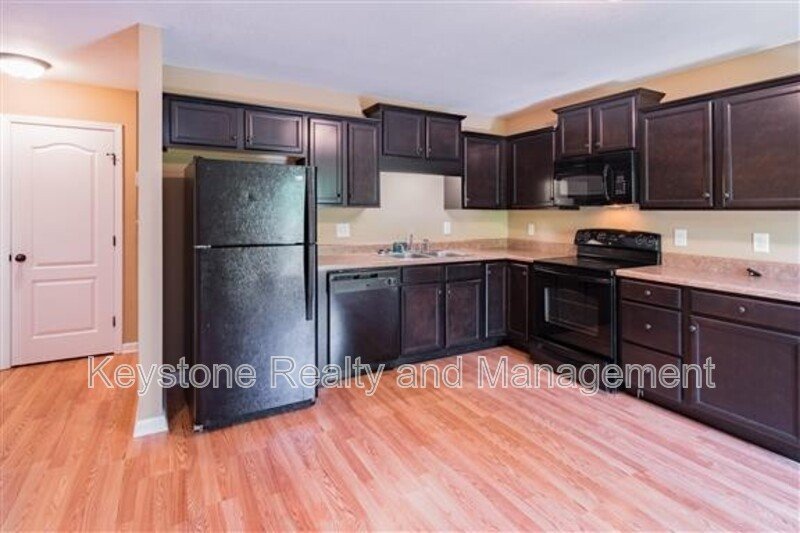 1721 Thistlewood Drive property image