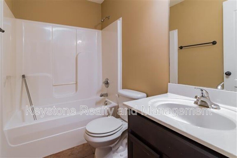 1721 Thistlewood Drive property image