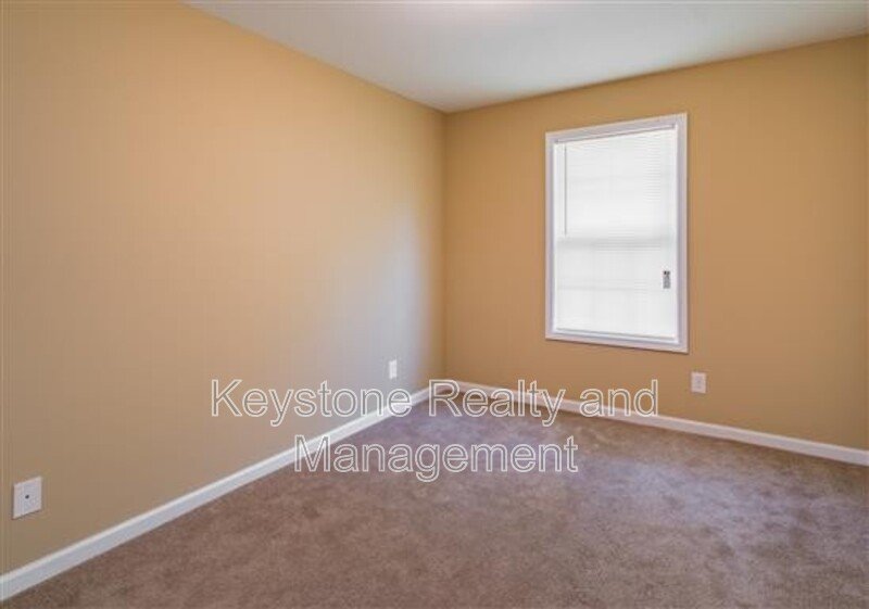 1721 Thistlewood Drive property image